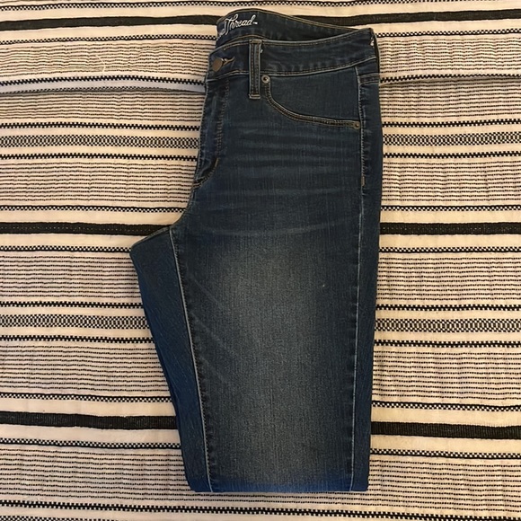 Universal Thread Jegging - Picture 2 of 3